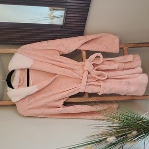 Infinity Knee Length Pink Plush Hooded Robe w/Silver Stars